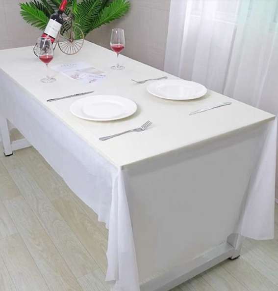 Toalha de Mesa Plástica (137x274cm)